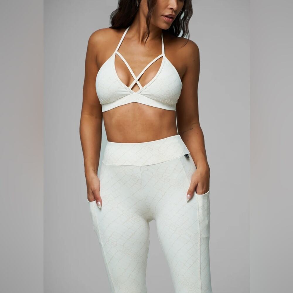 Lici Fit | Cream Crop Pocket Legging Yoga Workout Activewear Athleisure Snake S